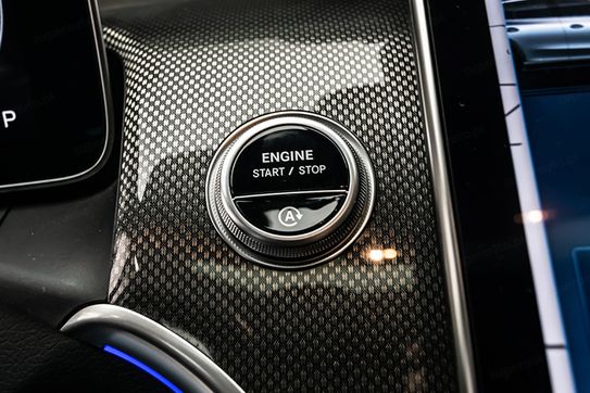 Mercedes GLC 300  4-Matic AMG Line