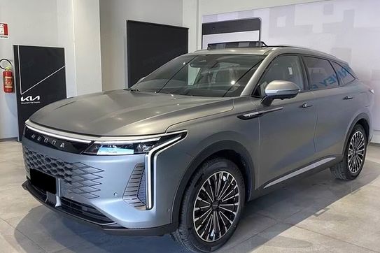 Omoda 9 1.5 Super Hybrid Exclusive AWD