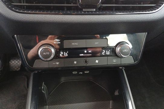 Skoda Fabia 1.0 TSI Selection DSG