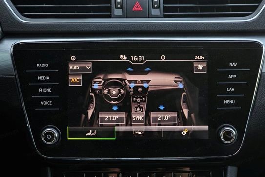 Skoda Superb 2.0 TDI Ambition DSG