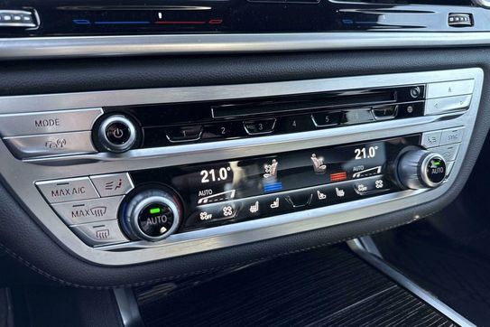 BMW Seria 7 730d xDrive