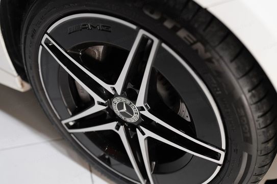 Mercedes Klasa C 200 4-Matic AMG