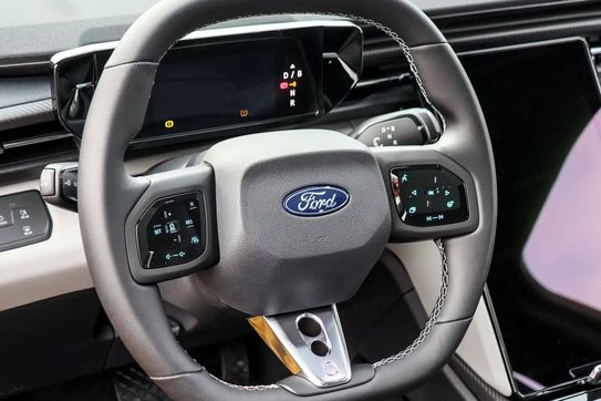 Ford Capri Premium RWD 77 kWh