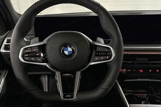 BMW Seria 3 Touring 330i xDrive M Sport