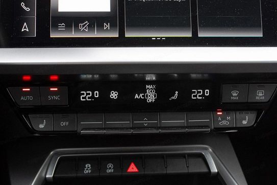 Audi A3 35 TFSI mHEV S tronic