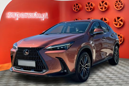 Lexus NX 450h+ Omotenashi AWD