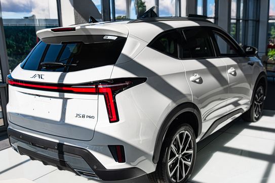 Jac JS8 1.5 T-GDI 7 DCT 6os.