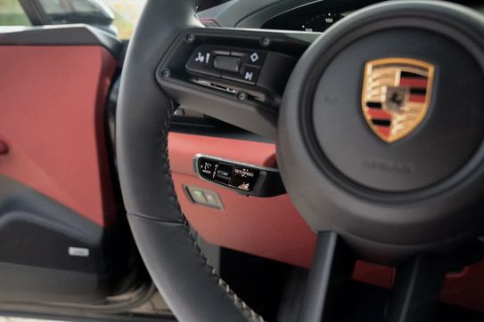 Porsche Macan 4