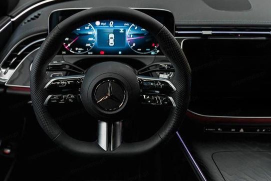 Mercedes E Klasa 220 d 4-Matic AMG