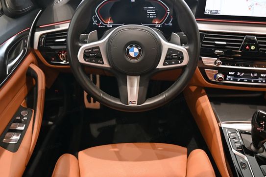 BMW Seria 5 540i xDrive mHEV M Sport sport-aut