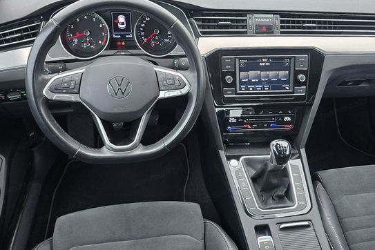 Volkswagen Passat 1.5 TSI EVO Elegance