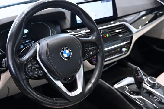 BMW Seria 5 518d