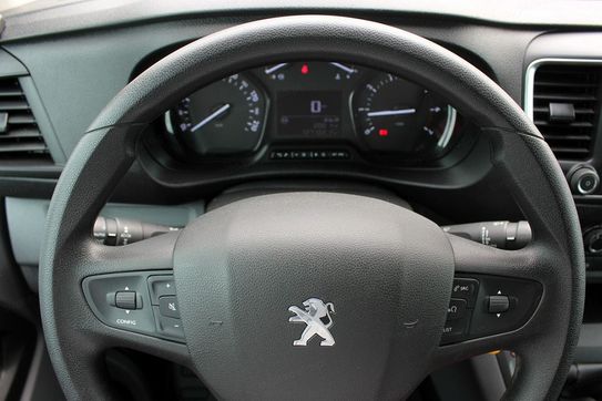 Peugeot Expert LONG BlueHDi