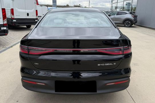 BYD Seal 5 DM-i Design