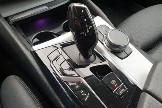 BMW Seria 5 Touring 530e xDrive Luxury Line