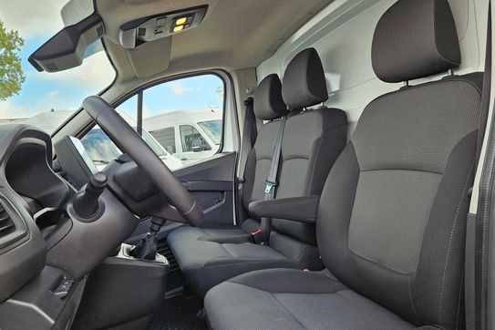 Renault Trafic 2.0 Long dCi L2H1