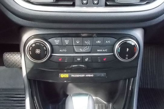 Ford Puma Ecoboost Titanium Powershift