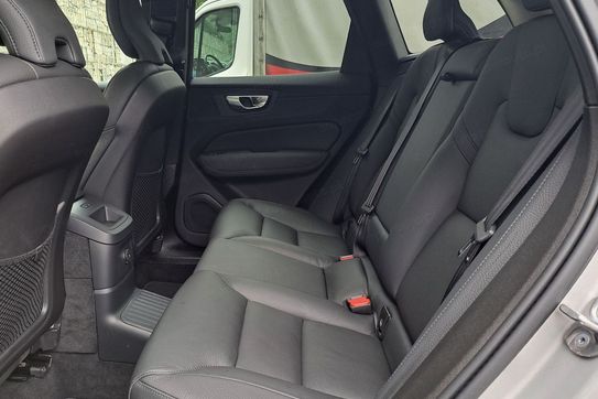 Volvo XC60 T6 Plug-In Hybrid AWD Plus Dark aut