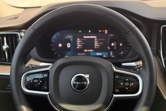 Volvo XC60 B5 B AWD Ultimate Dark