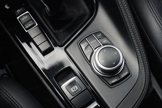 BMW X2 SDRIVE18I Gpf Advantage