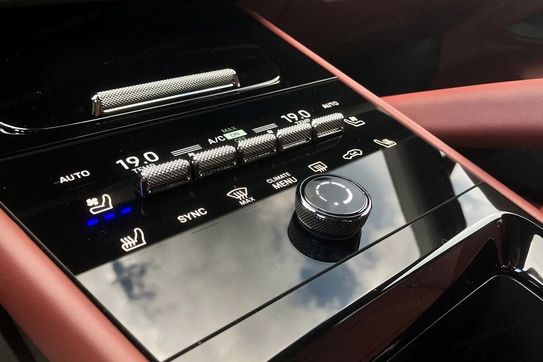 Porsche Cayenne Coupe E-Hybrid