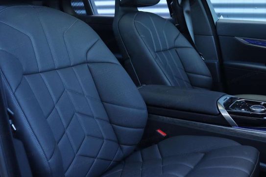 BMW Seria 7 M760e xDrive