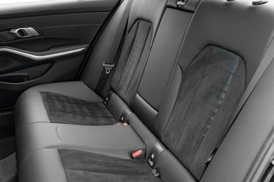 BMW Seria 3 320d xDrive M Sport sport-aut