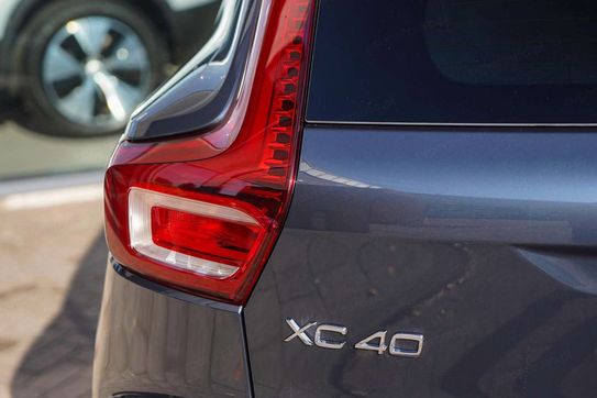 Volvo XC40 B3 Plus Dark