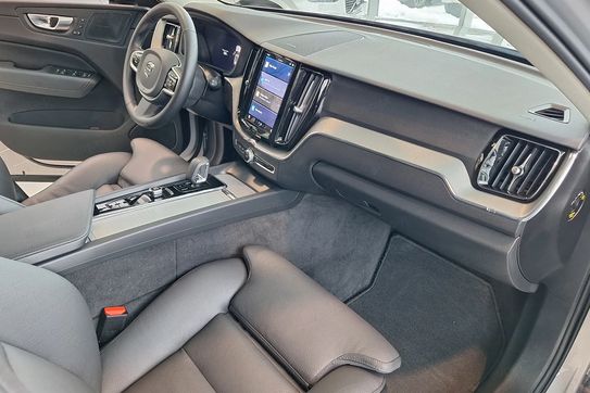 Volvo XC60 T6 Plug-In Hybrid AWD Plus Dark