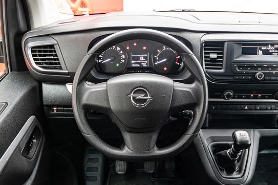Opel Vivaro Extra Long L2H1 Zabudowa Brygadowa