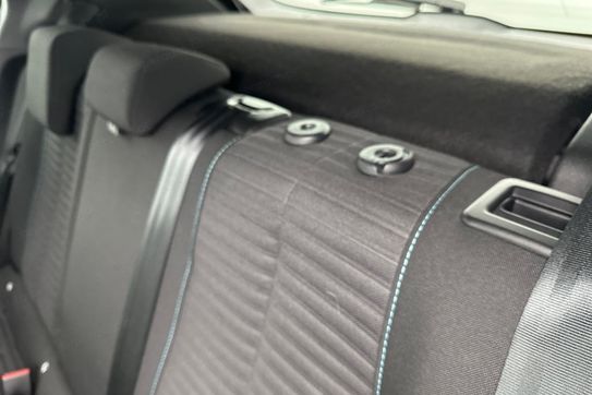 Peugeot 2008 Style 1.2 PureTech EAT8