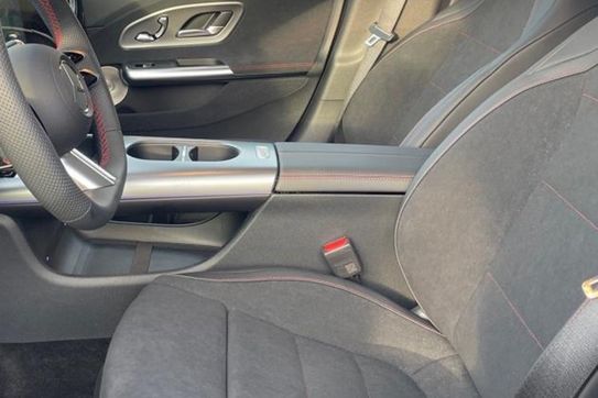 Mercedes CLA 200 AMG Line