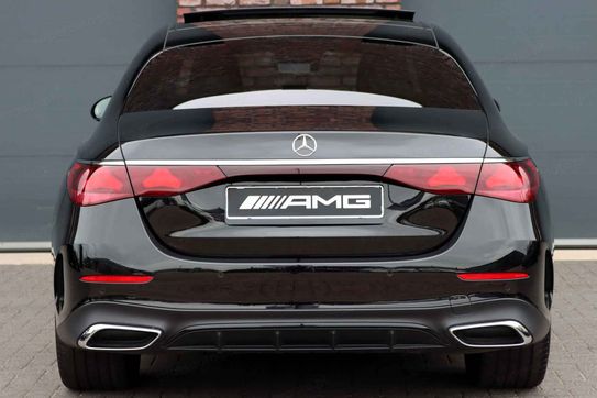 Mercedes Klasa E 220 d  4-Matic AMG