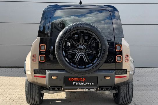 Land Rover Defender 110 P635 V8 mHEV Octa