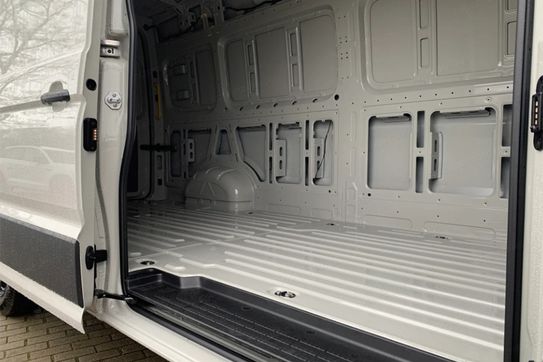 Volkswagen Crafter L4H3 AT8