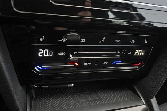 Volkswagen Passat 1.5 TSI EVO Elegance