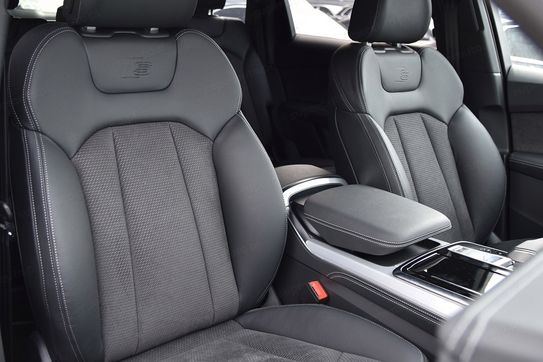 Audi Q7 TDI quattro S Line