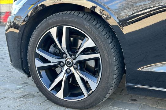 Volvo V60 B4 B Plus Dark aut