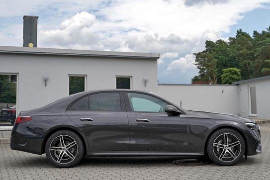 Mercedes Klasa E 220 d  4-Matic AMG