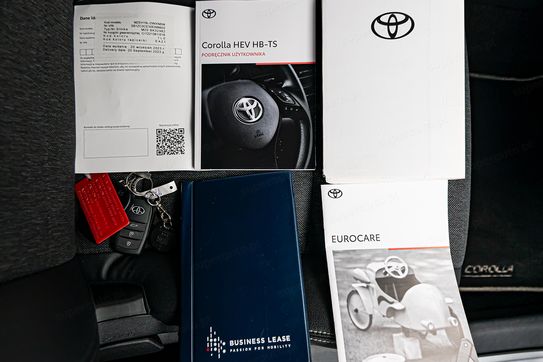 Toyota Corolla 2.0 Hybrid Style