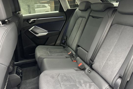 Audi Q3 35  TFSI S-Line