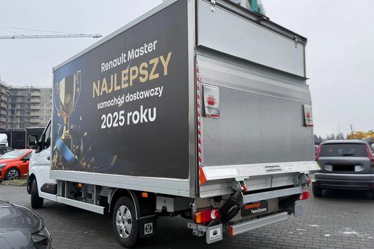 Renault Master Kontener 8EP + Winda