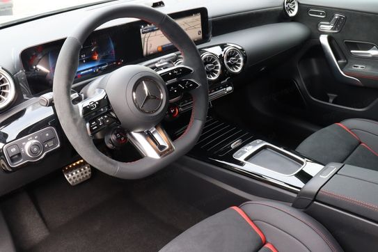 Mercedes A Klasa 45 S AMG 4-Matic +