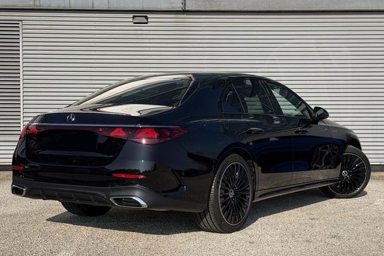 Mercedes Klasa E 220 d 4-Matic AMG