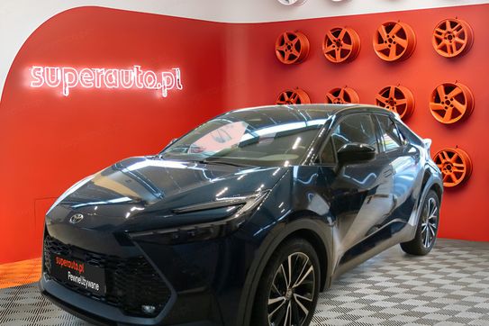 Toyota C-HR Hybrid Dynamic Force Executive Premiere Edition AWD