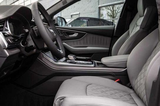 Audi Q8 TFSI e quattro