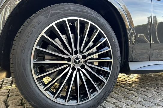 Mercedes GLC 300 4-Matic AMG Line