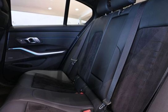 BMW Seria 3 320d xDrive M Sport
