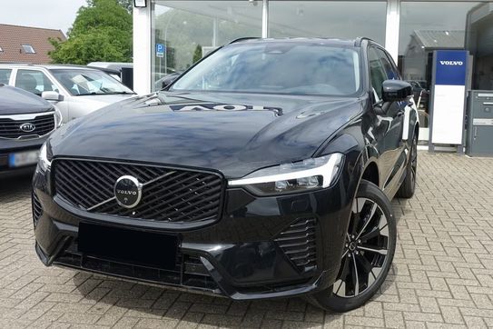 Volvo XC60 B5 B AWD Ultra Dark
