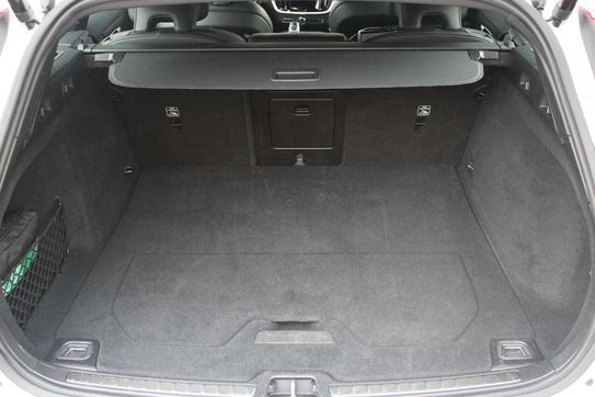 Volvo V60 T6 AWD Plug-In Hybrid Plus Dark